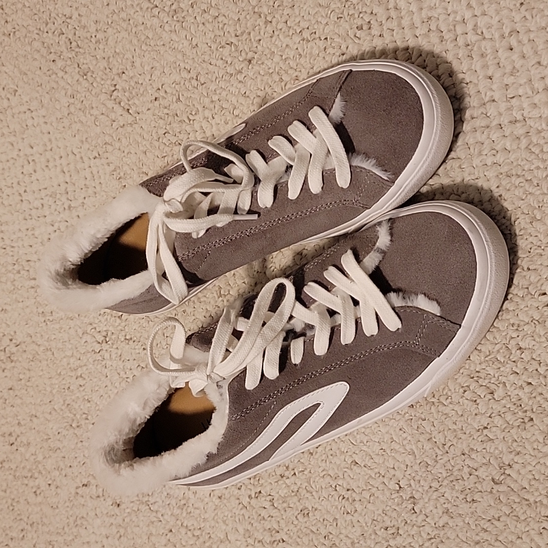 Lucky Brand Dessah Sneaker 9